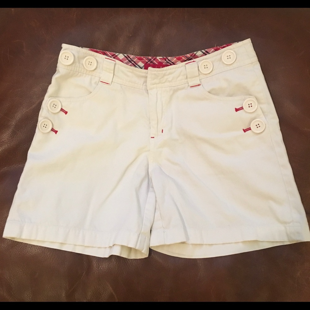 E. LAND Women’s shorts sz 165/70A approx US 4